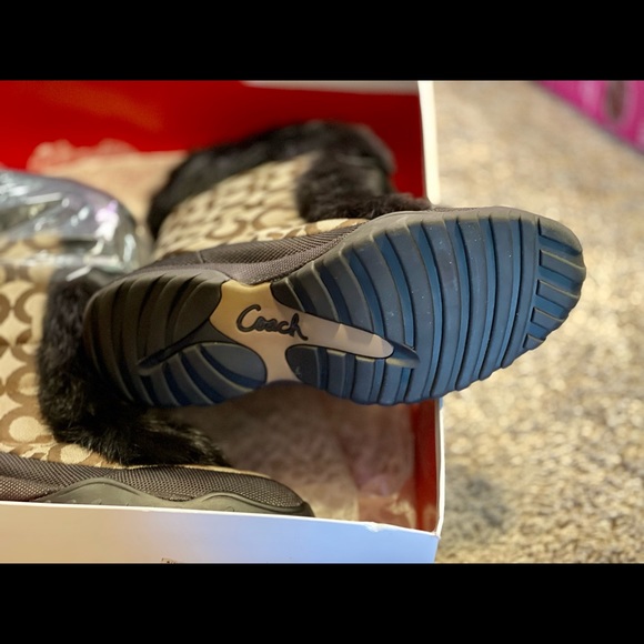 New in box Coach Jennie Boots in 8.5 - Picture 4 of 4